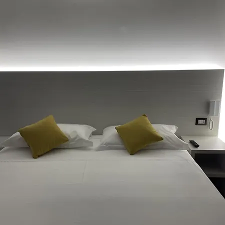 La In 3*